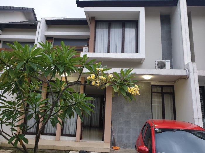 Rumah Dijual di Cluster Cosmo Lippo Cikarang